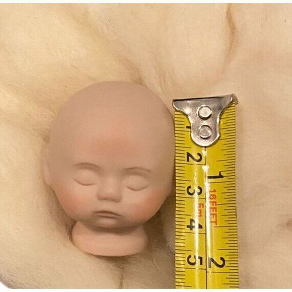 Imsco Signed Hutchens 1987 Small Porcelain Doll Head Eyes Closed 2" - Picture 2 of 6